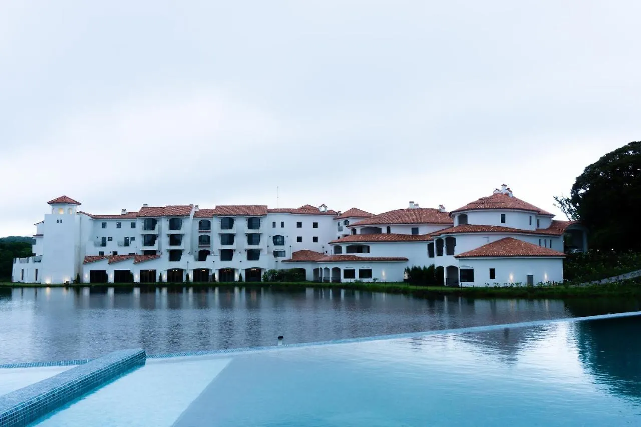 Ecoland Hotel Jeju 5*,